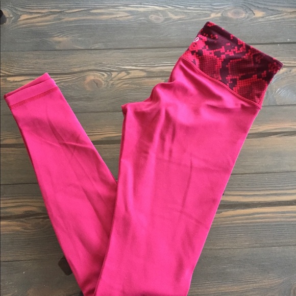 lululemon athletica Pants - Lululemon Legging 🍋